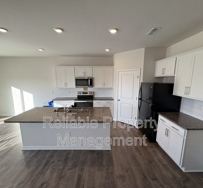 96 Black Creek Dr - Photo 3 of 25