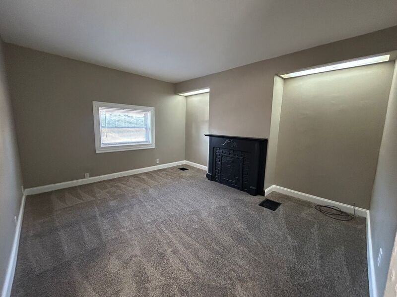 1324 Beech Ave - Photo 4 of 23