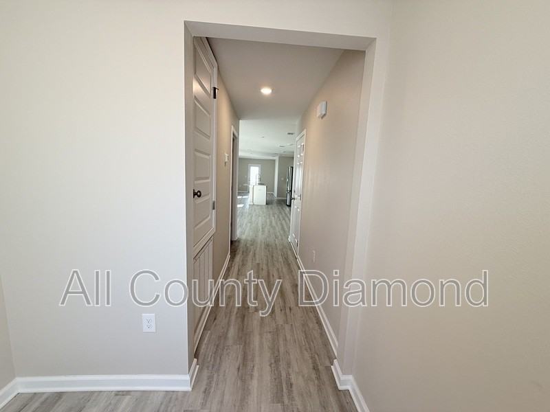 6615 Kettles St - Photo 2 of 32