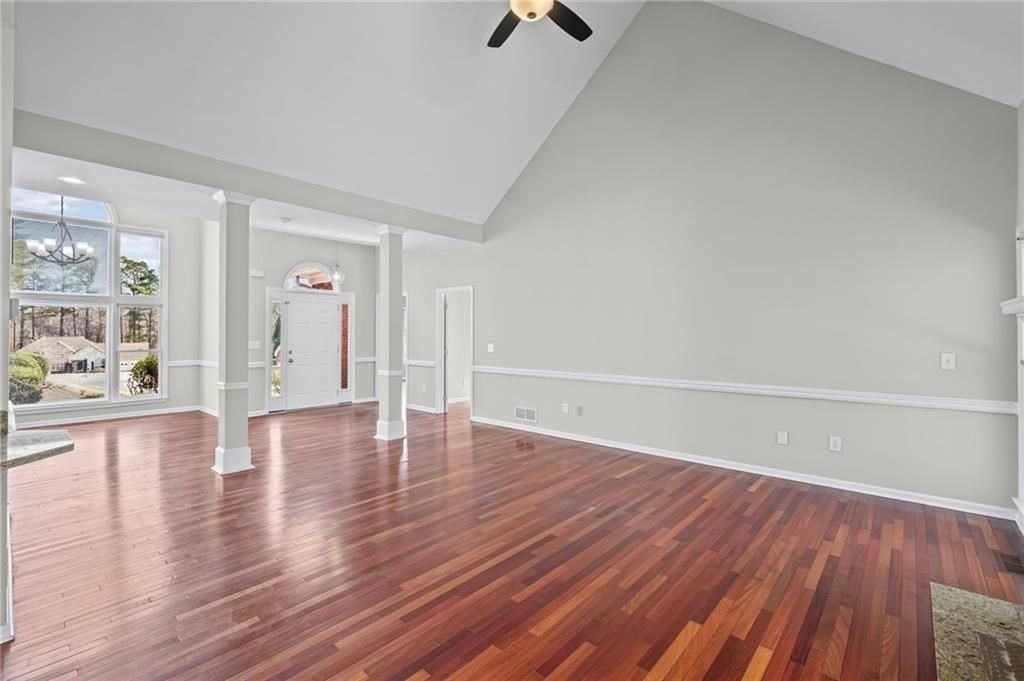 1969 Seymour Dr Nw - Photo 6 of 47