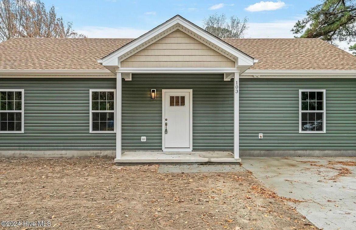 103 Halstead Dr - Photo 2 of 26