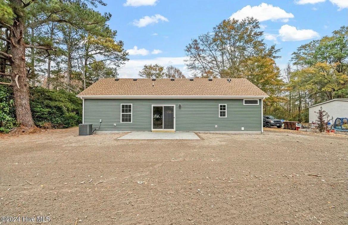 103 Halstead Dr - Photo 3 of 26