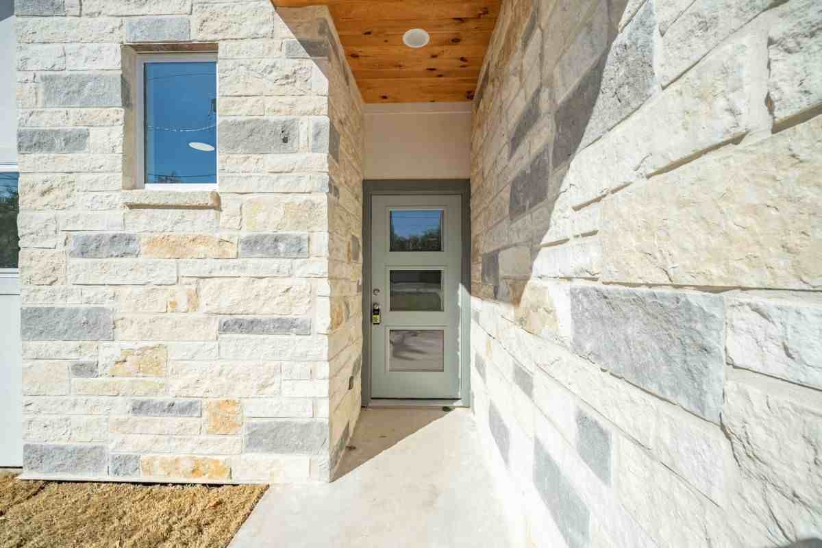 11215 Link Dr - Photo 4 of 21