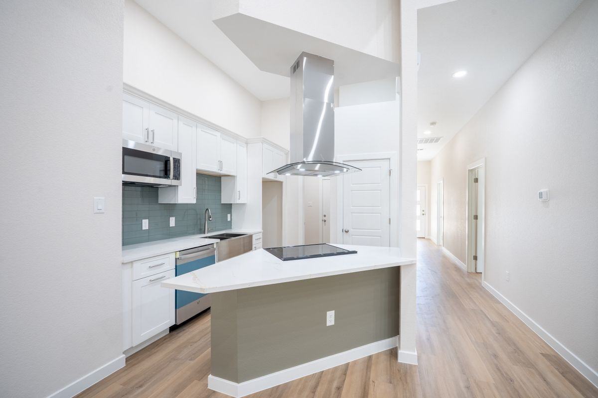 11215 Link Dr - Photo 5 of 21