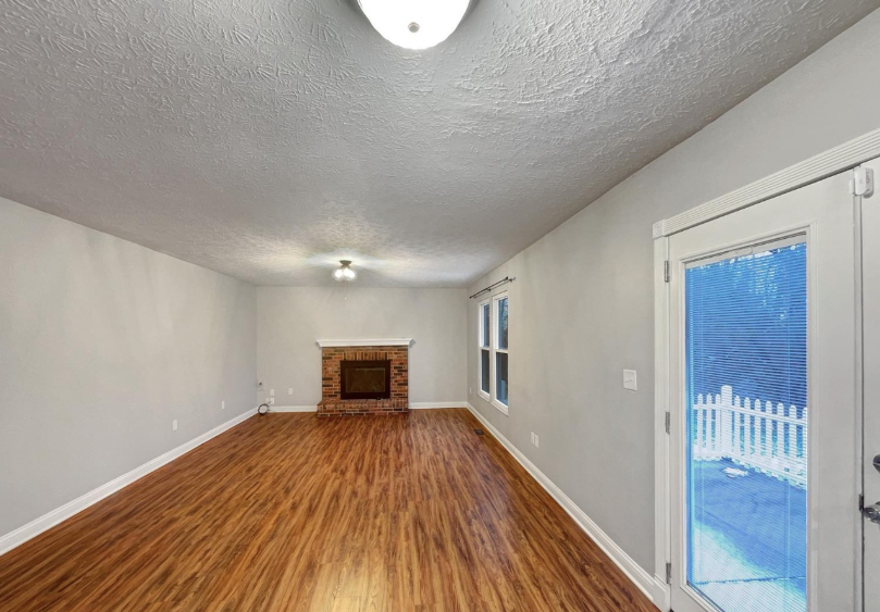 50 Bentbrook Ct - Photo 2 of 29