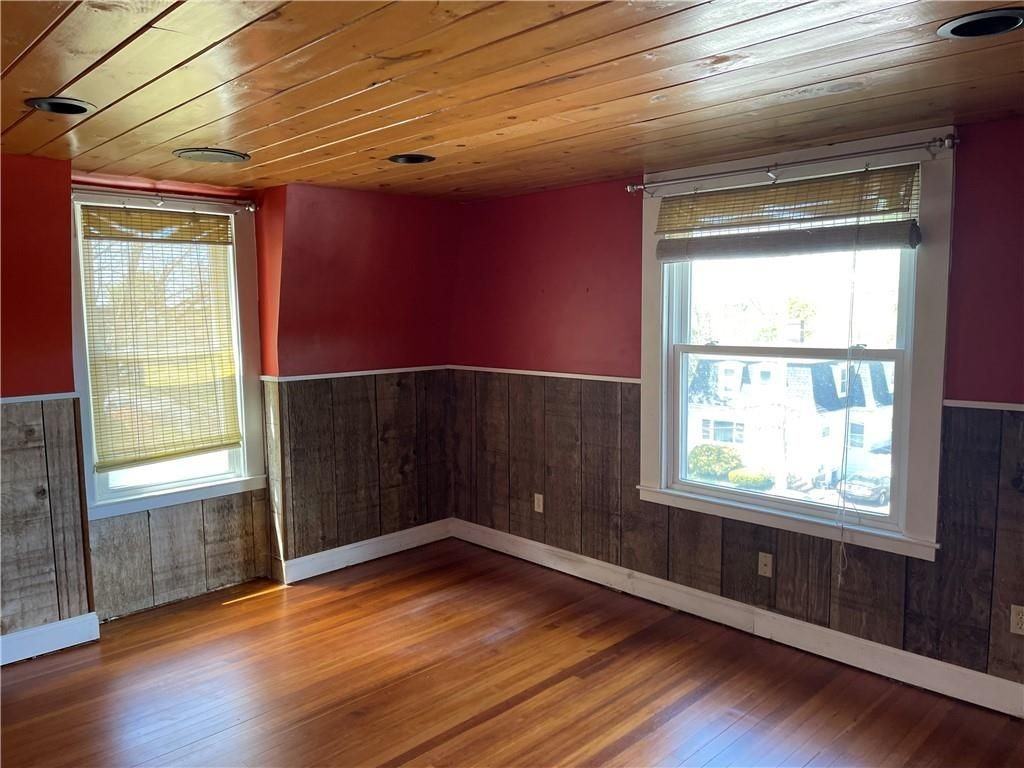 51 Summer St ##2 - Photo 3 of 13