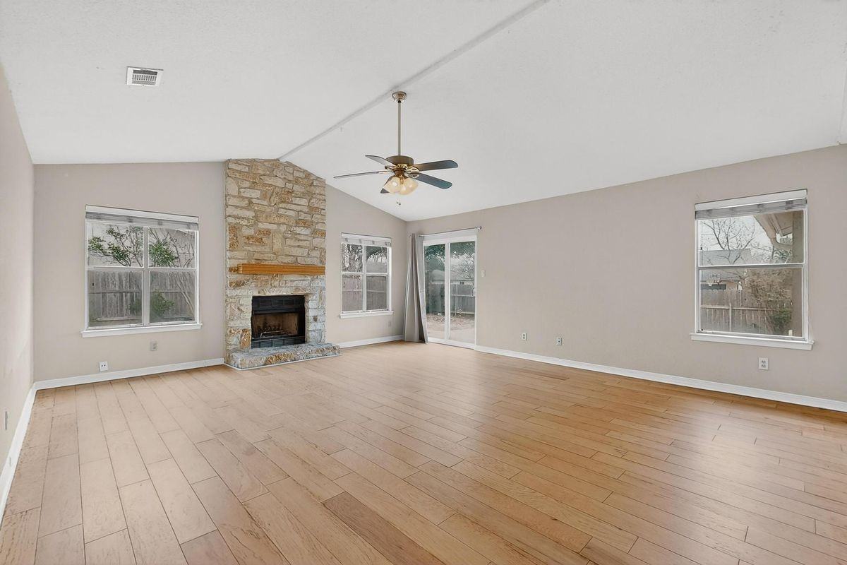 5300 Honey Dew Ter - Photo 4 of 42