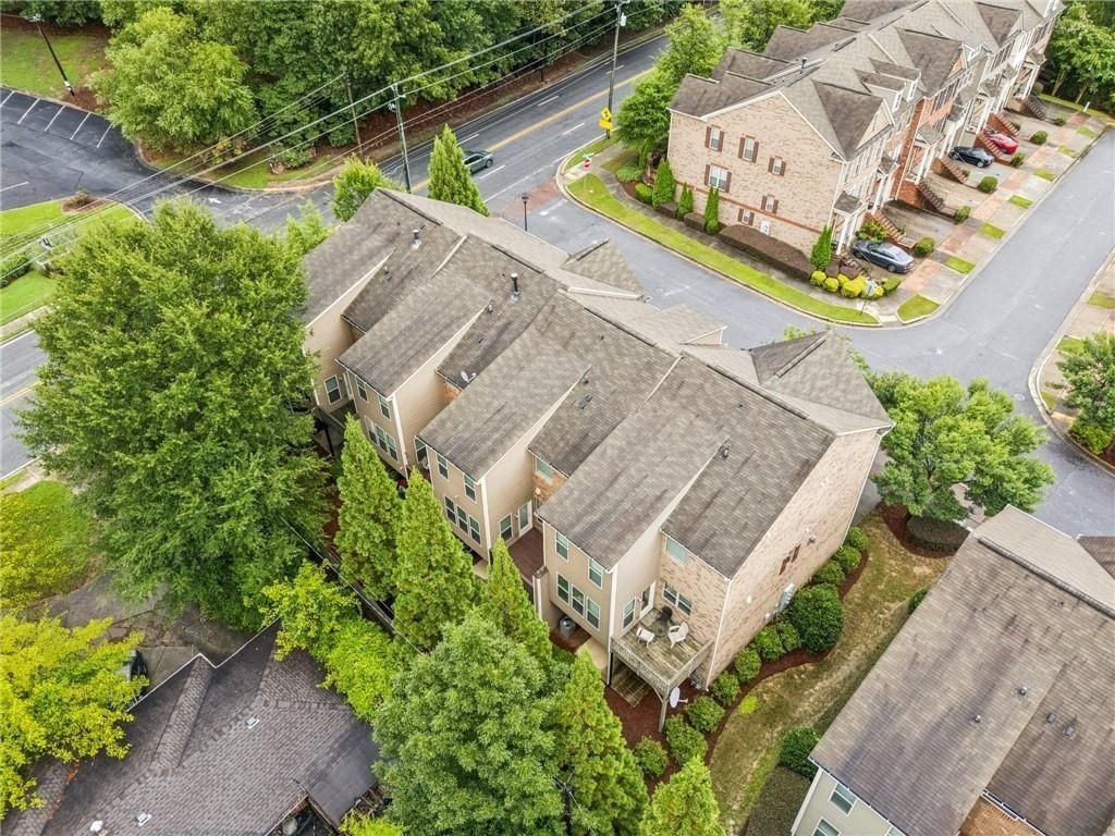 1514 Woodbridge Way Ne - Photo 3 of 39