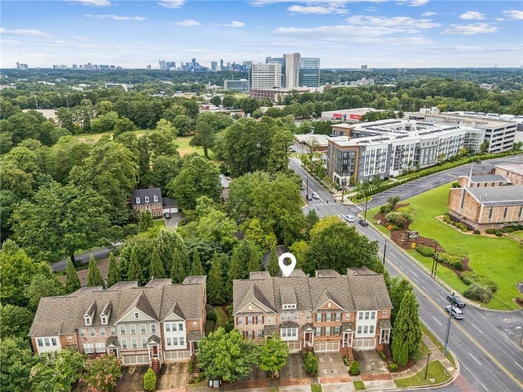 1514 Woodbridge Way Ne - Photo 7 of 39