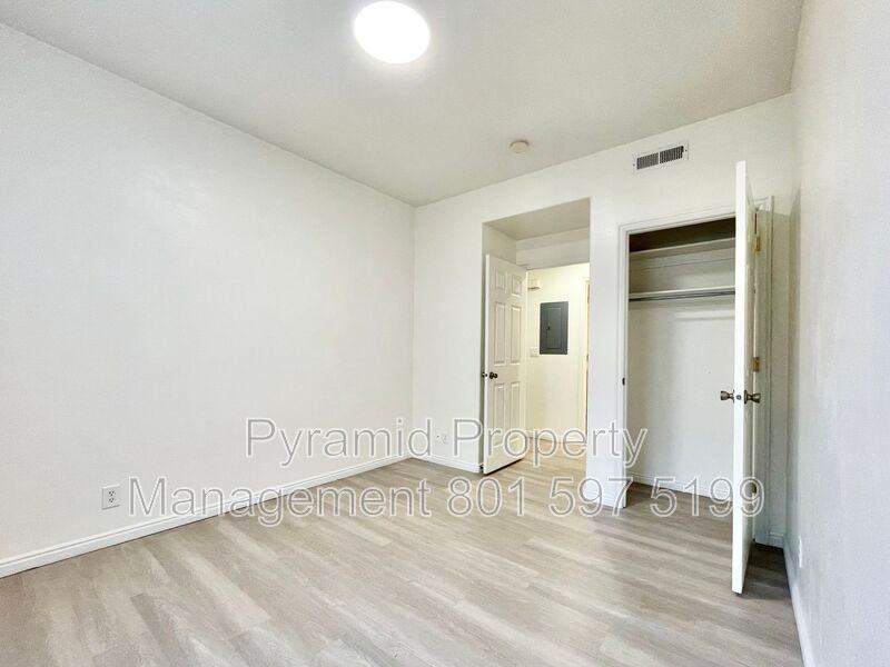 1433 Sw - Photo 5 of 12