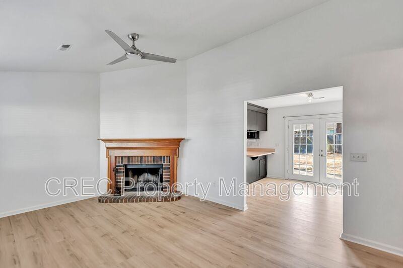 8557 S Waccamaw Court - Photo 5 of 25