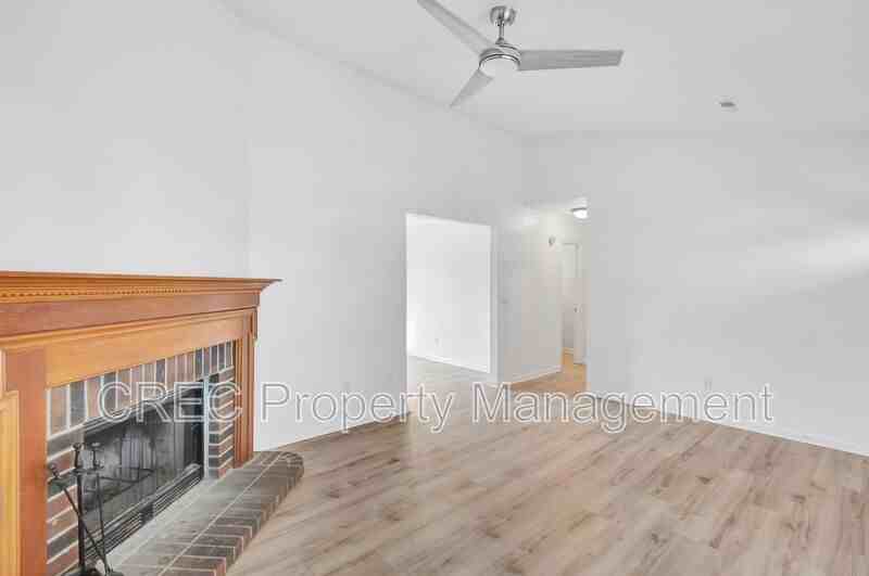 8557 S Waccamaw Court - Photo 7 of 25