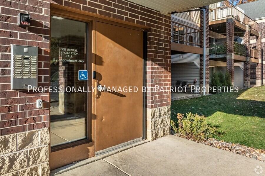 Timber Bluff - Photo 3 of 5