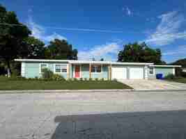 featured image of 418 Charles St #1