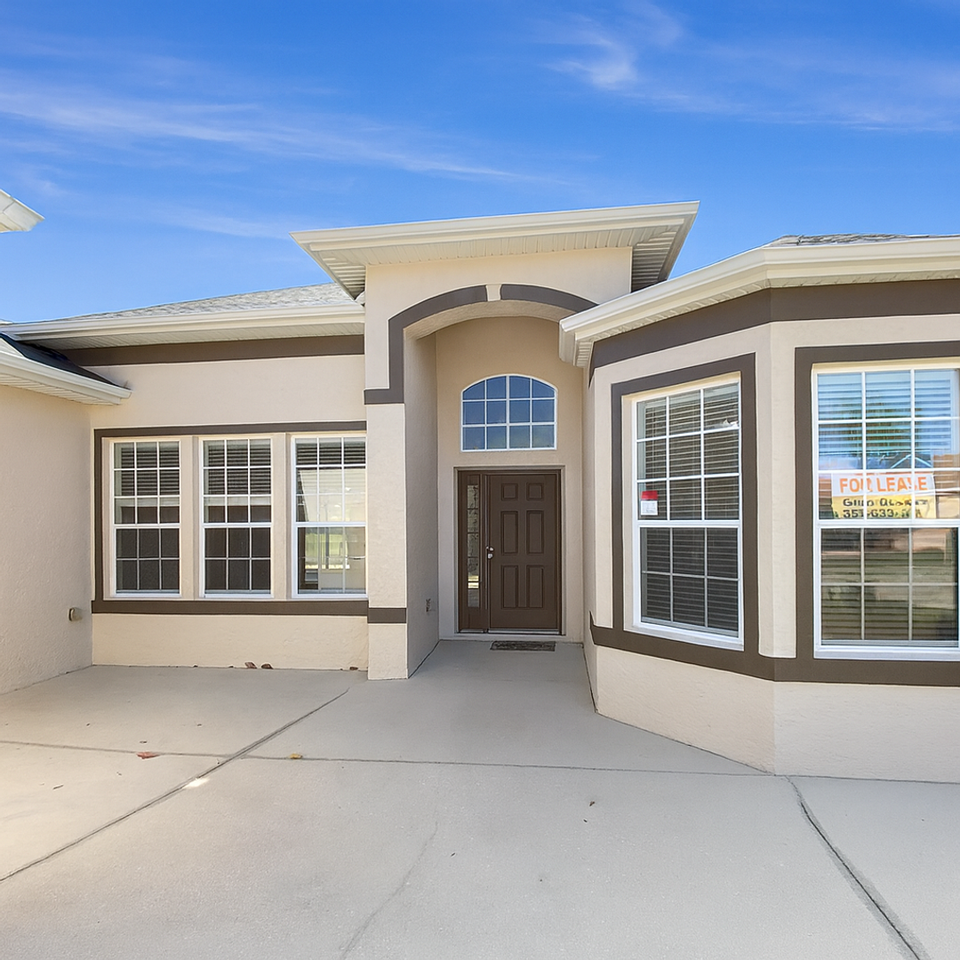 12066 Se 176th Loop - Photo 2 of 43