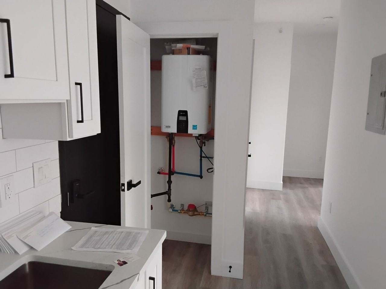 189 Dayton Ave #205 - Photo 3 of 50