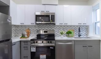 52 Charlton Ave W #6 - Photo 1 of 1