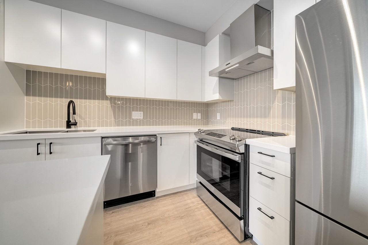 20838 78B Avenue #508 - Photo 2 of 21