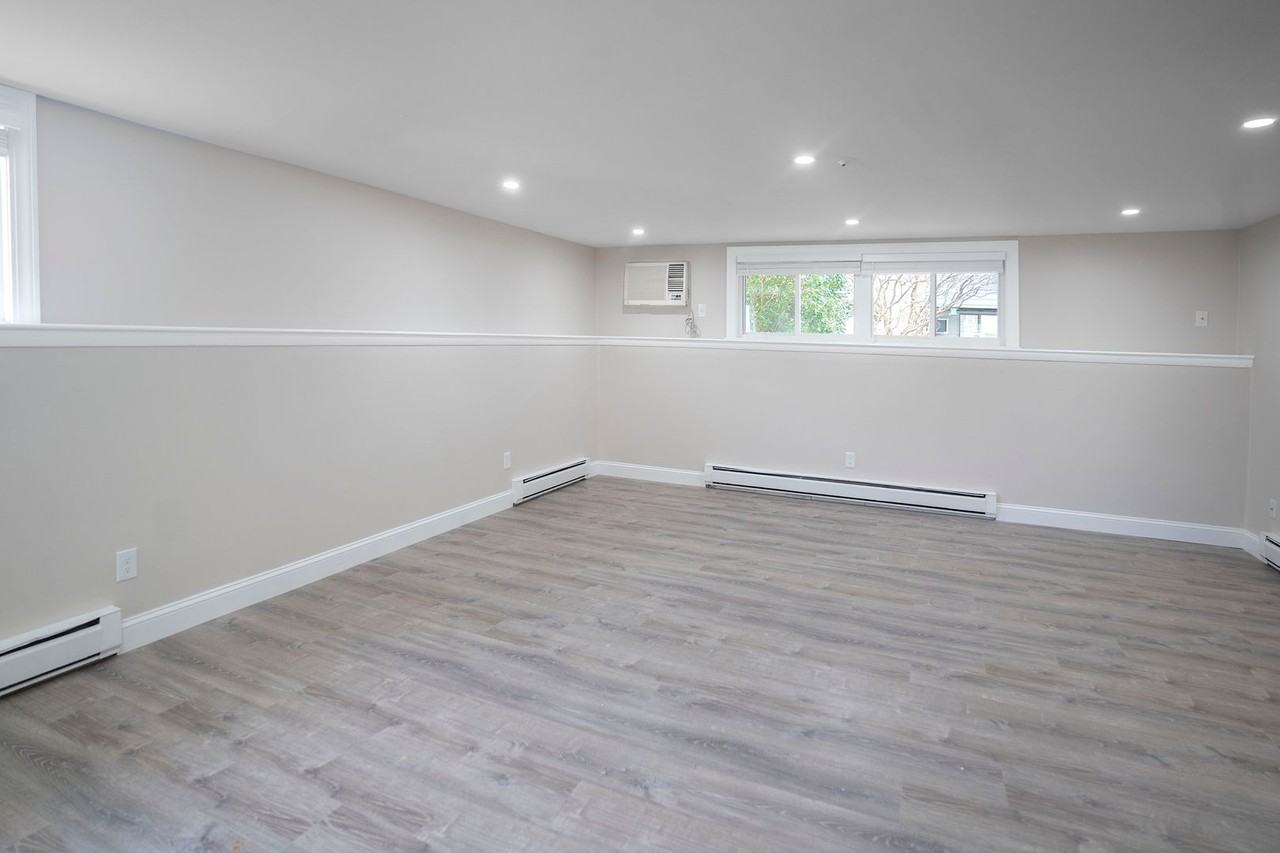 Presidential Estates - Photo 7 of 50