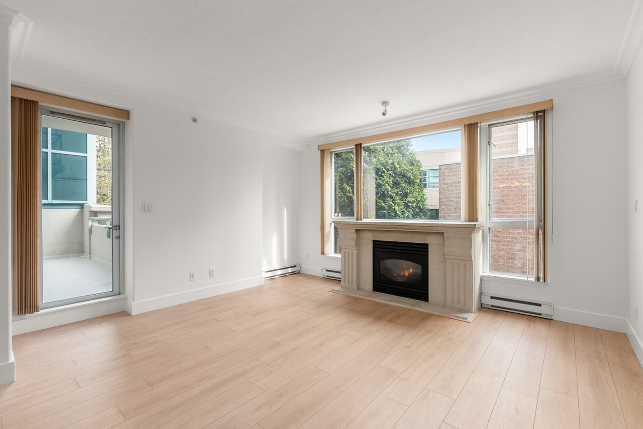 W 41st Ave & Oak St #210 - Photo 3 of 14