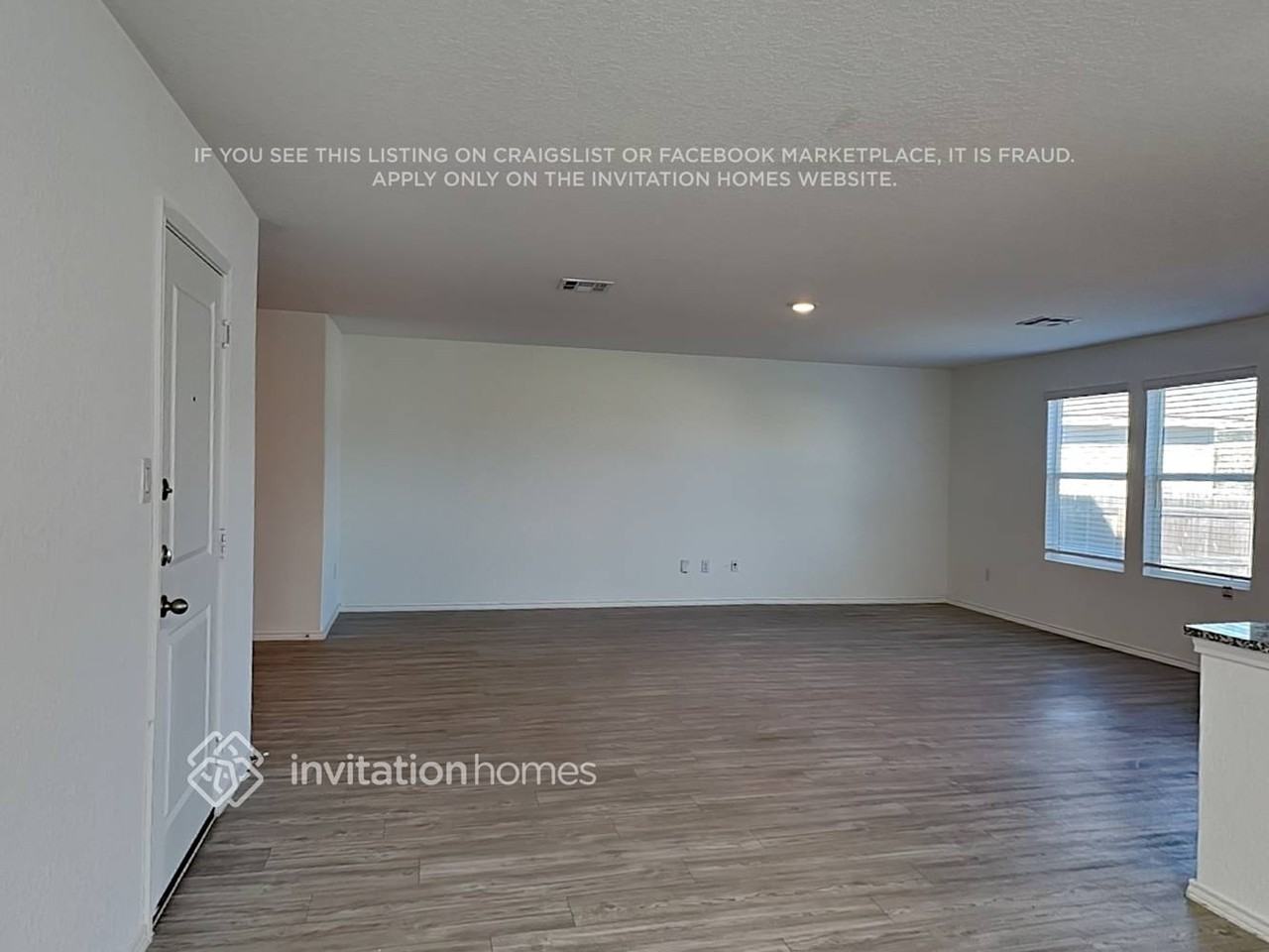 135 Pasadena Pl - Photo 4 of 28