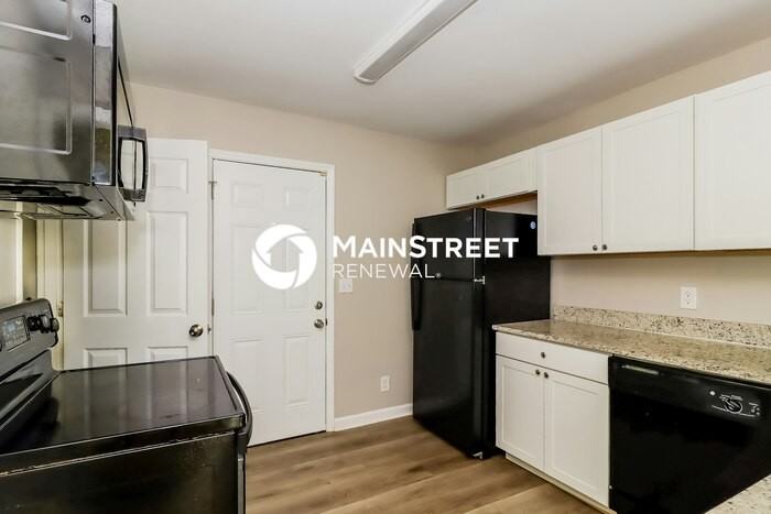 209 W 14th St - Photo 7 of 17