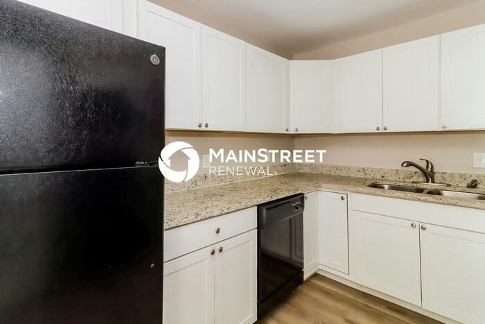 209 W 14th St - Photo 6 of 17