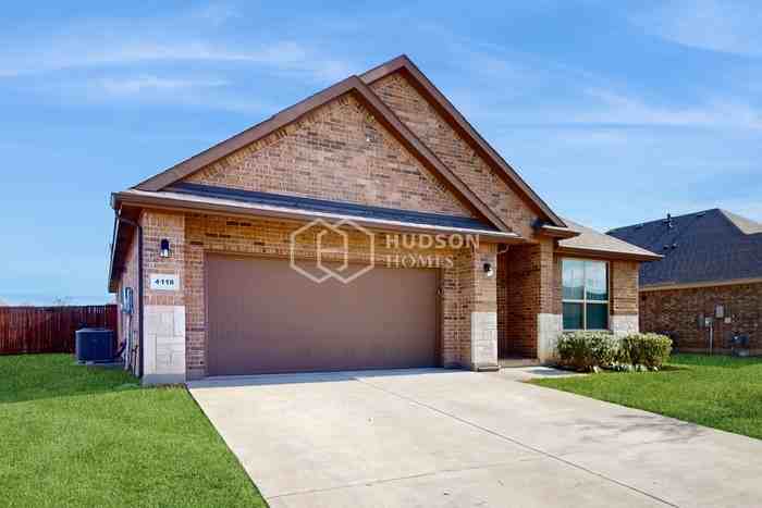 4118 Shady Ln - Photo 5 of 30