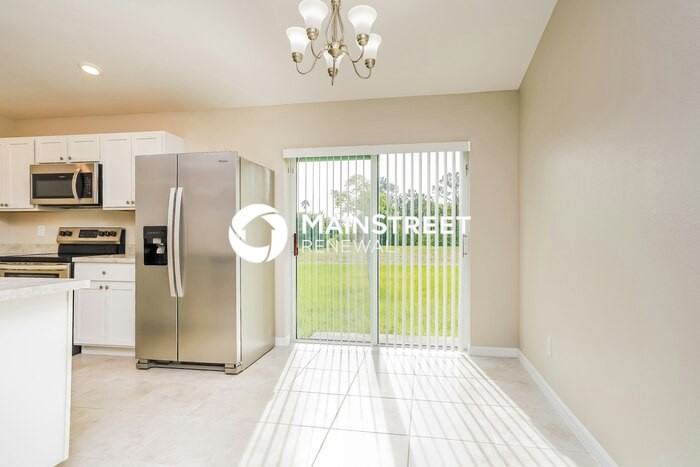 2141 Nw 18th Pl - Photo 6 of 16