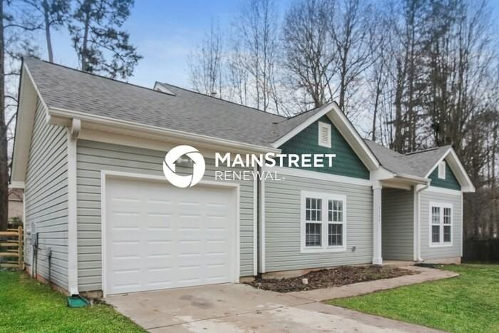 8304 Highlander Ct - Photo 3 of 16