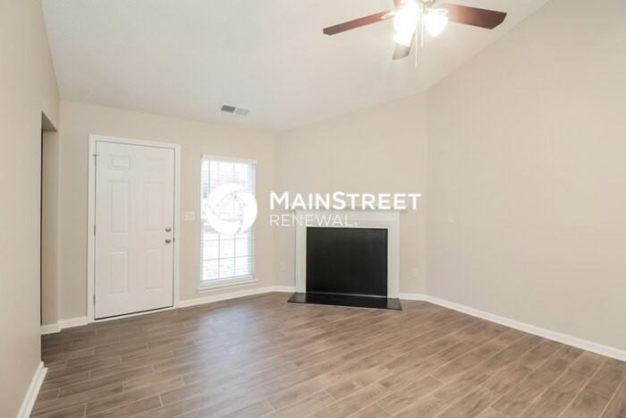 8304 Highlander Ct - Photo 4 of 16