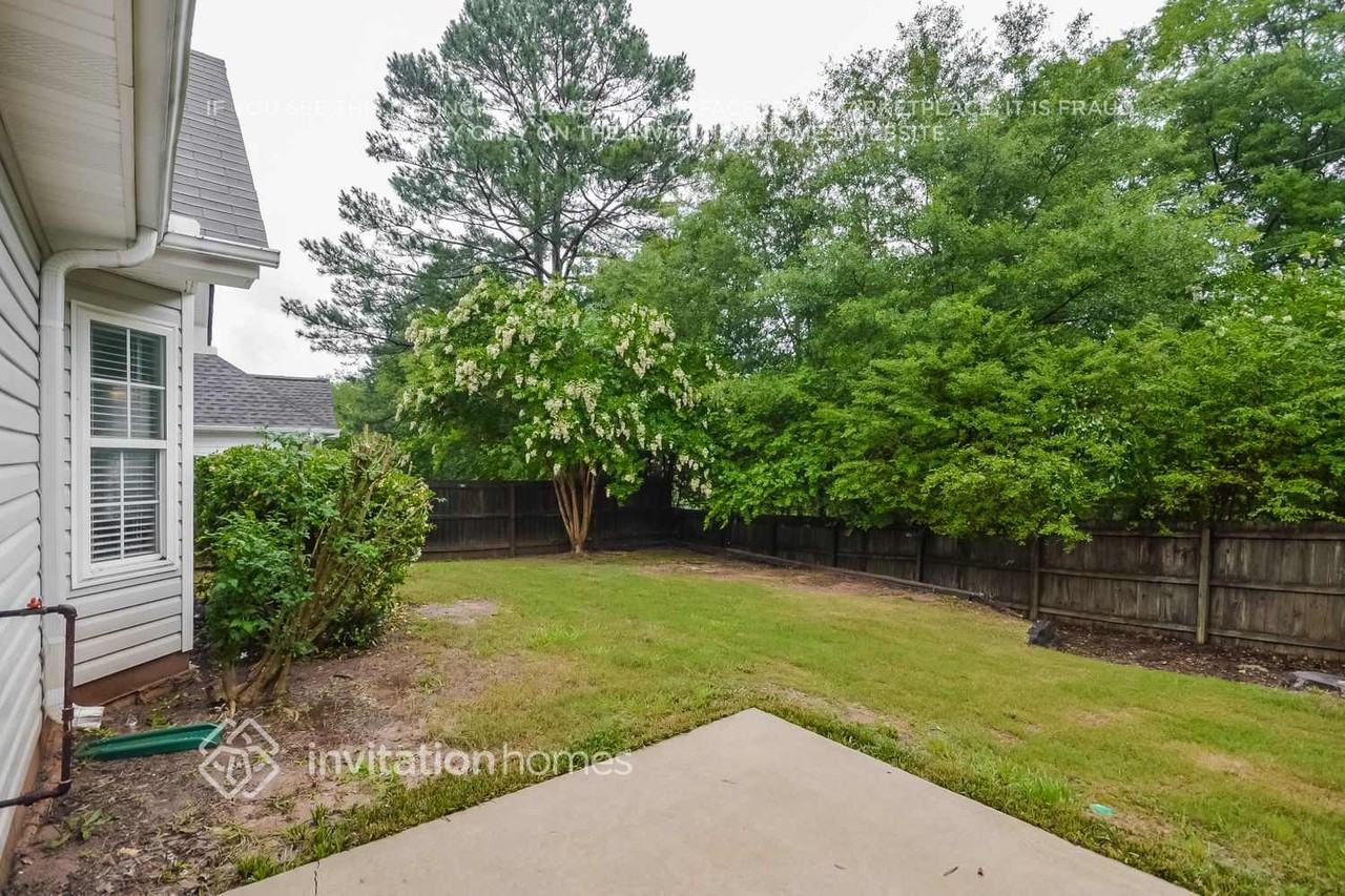 4552 Beaverton Cir - Photo 4 of 5