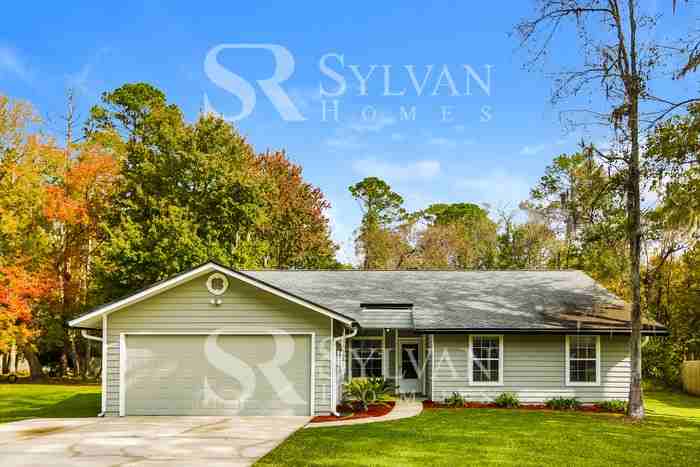 1686 Sandy Hollow Loop - Photo 2 of 16