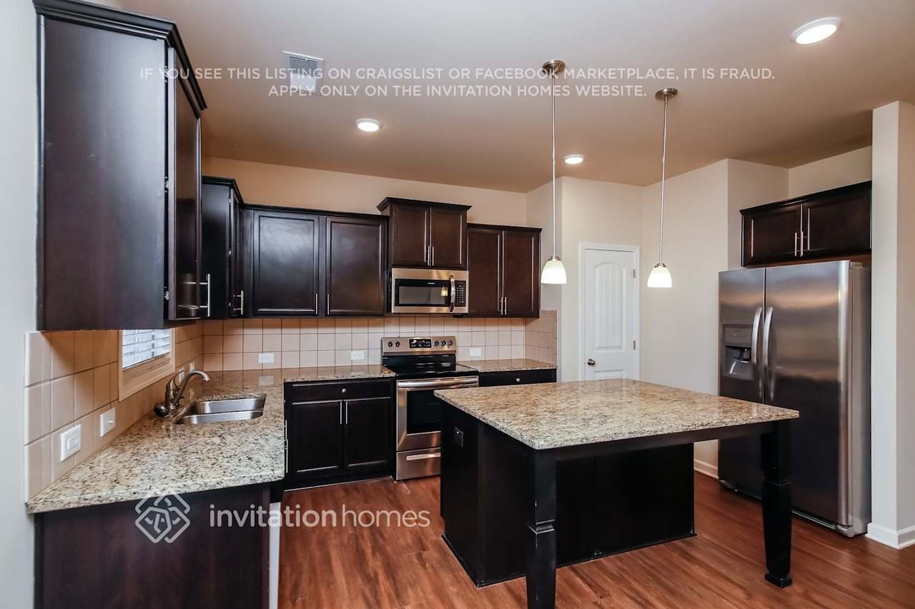 7369 Stone Bluff Dr - Photo 4 of 16