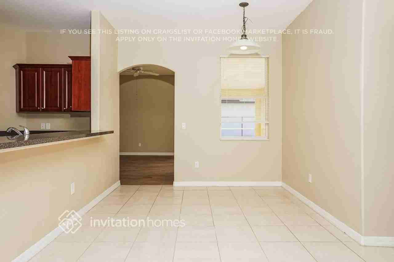 7661 Glenallen Blvd - Photo 5 of 17