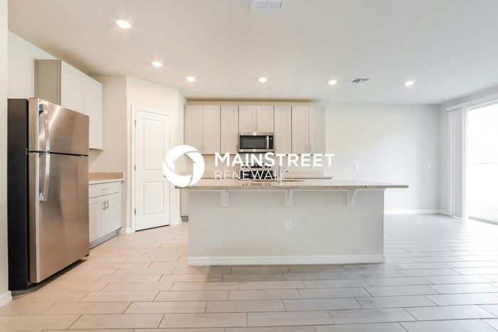 1082 Oak Valley Dr - Photo 4 of 16