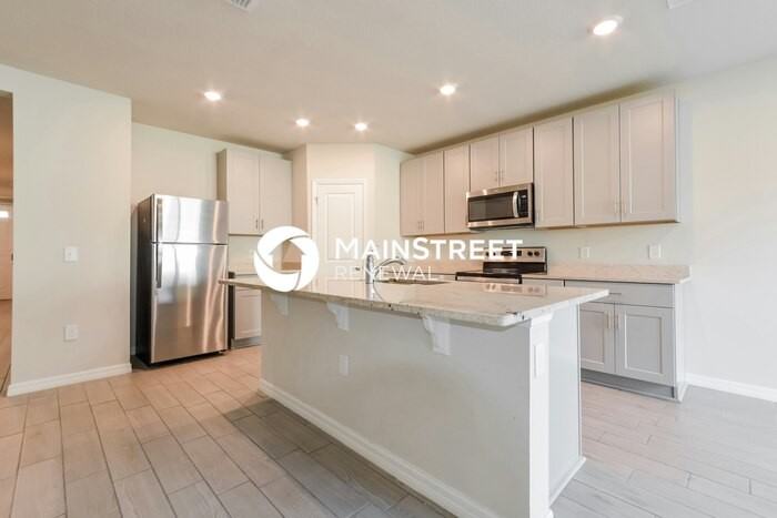 1082 Oak Valley Dr - Photo 5 of 16