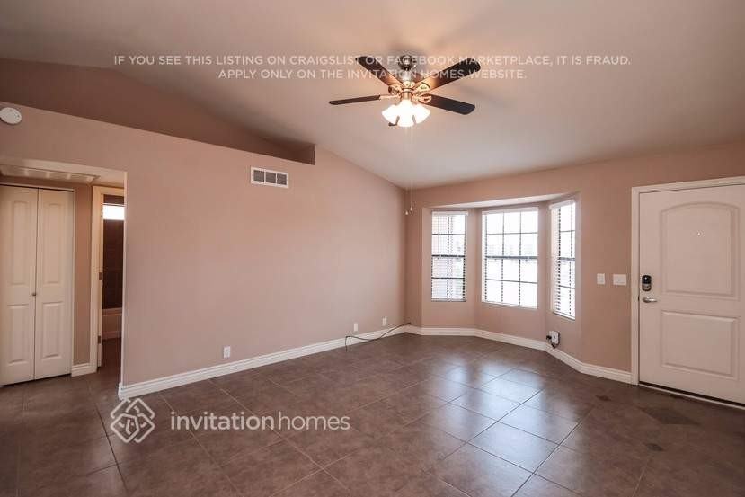 9020 W Las Palmaritas Dr - Photo 3 of 17