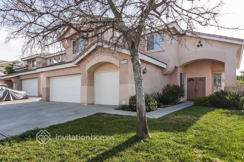 8760 Medford St - Photo 3 of 26