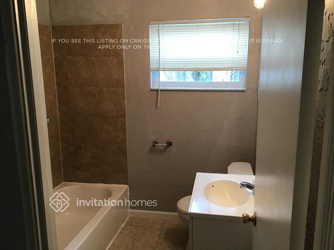 4059 28th Ave N - Photo 3 of 6