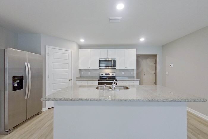 357 Monarch Ln - Photo 5 of 23