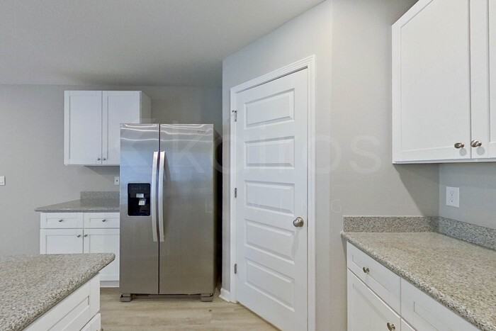 357 Monarch Ln - Photo 6 of 23