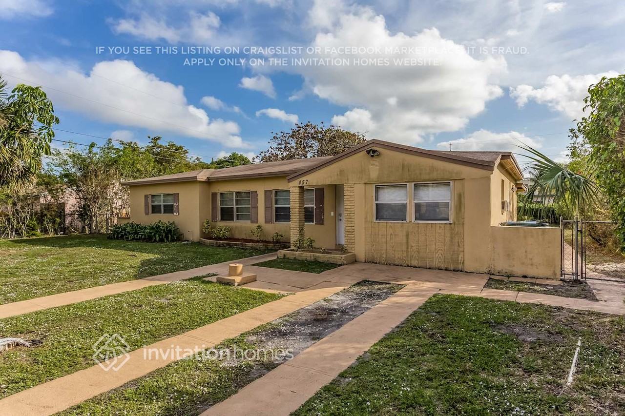 457 E Melrose Cir - Photo 2 of 21