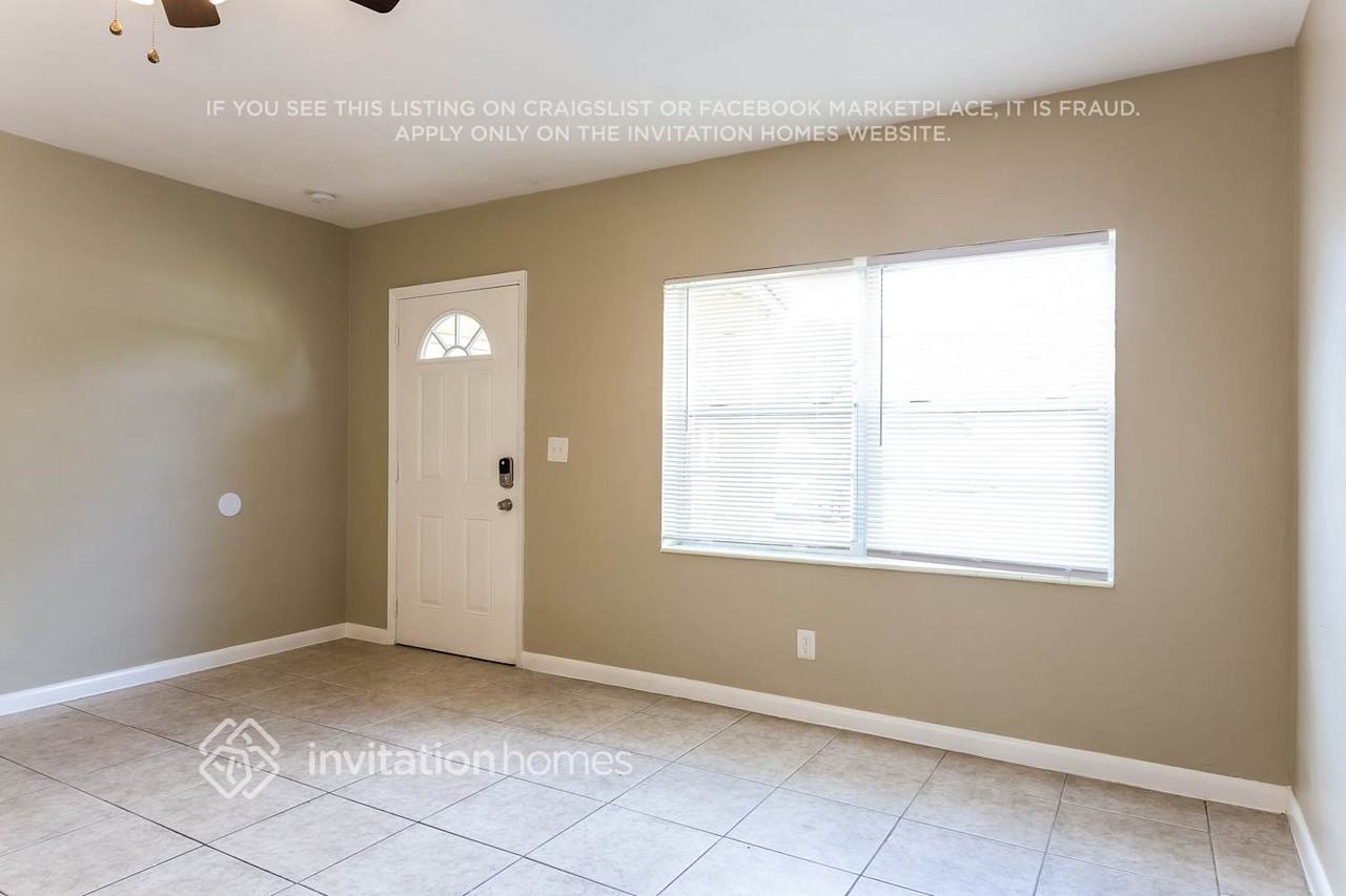 457 E Melrose Cir - Photo 4 of 21