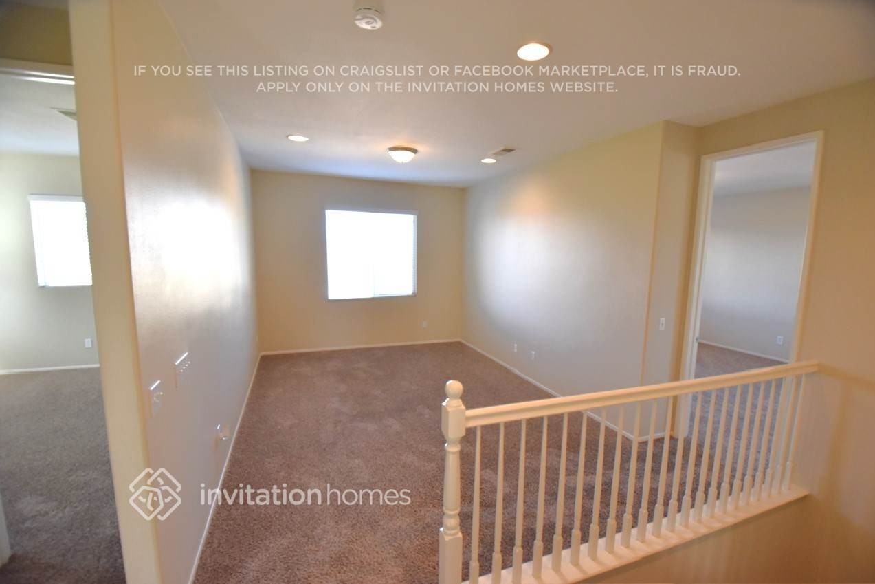 1956 Montanra Ln - Photo 7 of 19