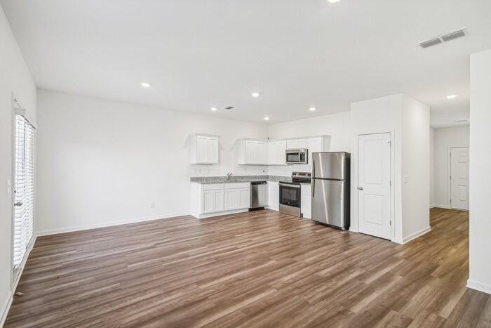 418 Chaleur Way - Photo 5 of 25