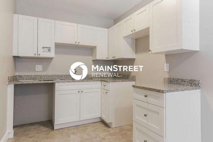 402 S 12th St - Photo 7 of 16