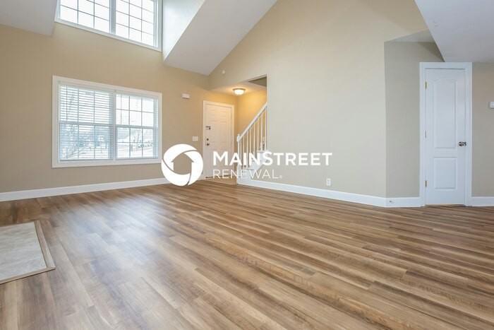 915 Lavergne Ln - Photo 3 of 15