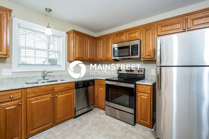 915 Lavergne Ln - Photo 6 of 15