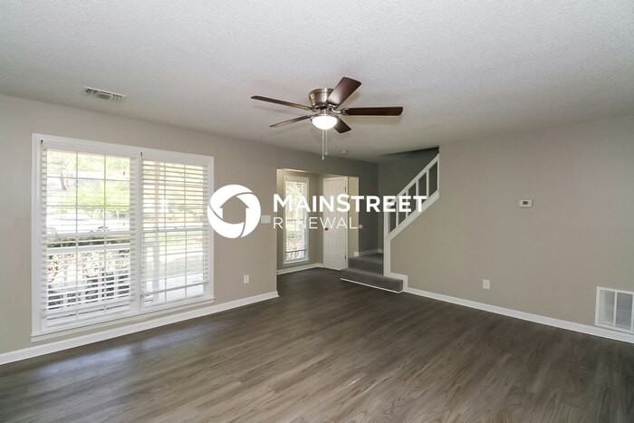 10972 Clearwater Dr - Photo 5 of 17